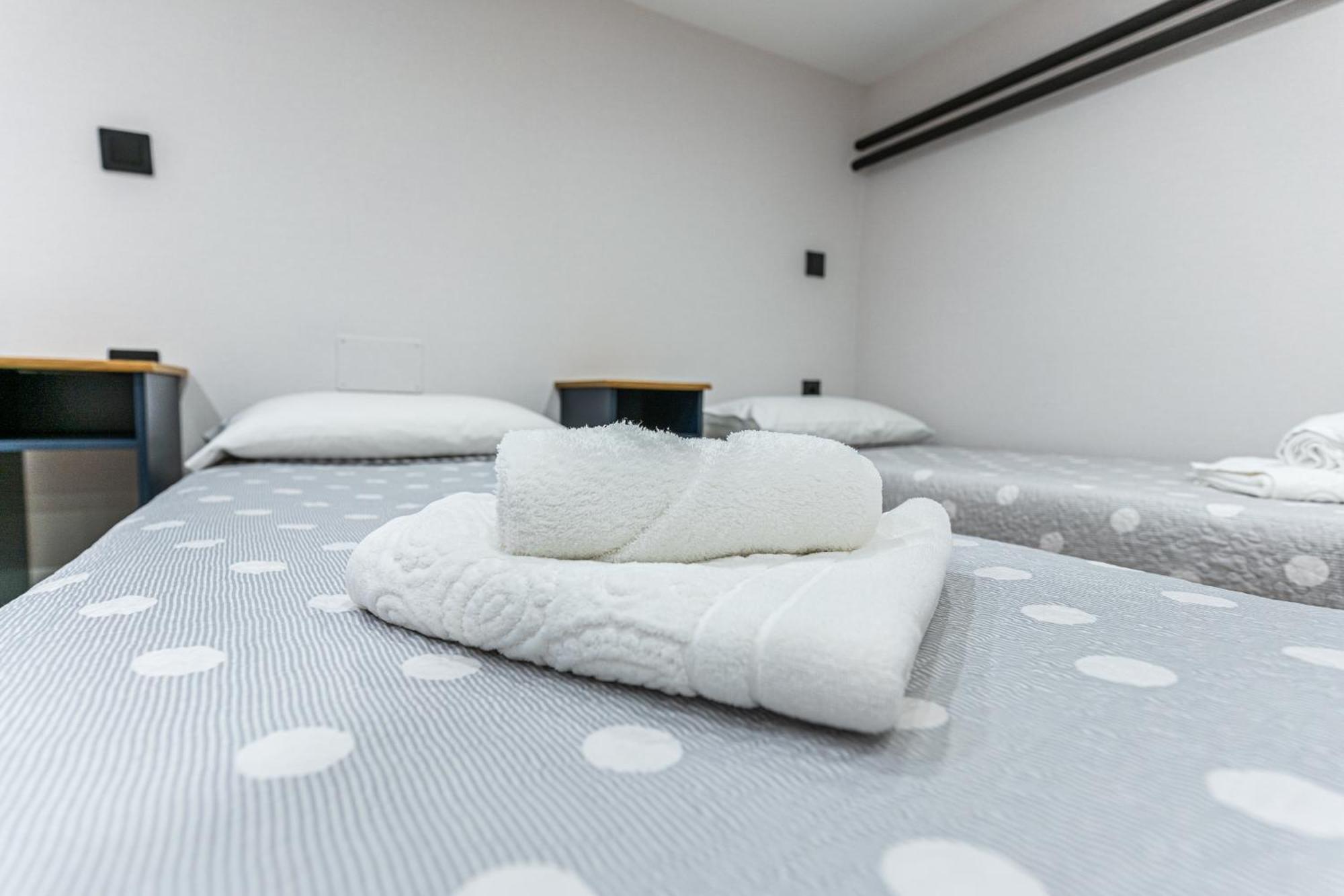 Cc Atocha Apartments Madrid Extérieur photo